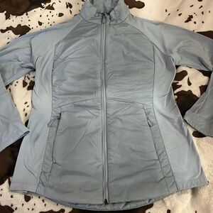 Silver blue packable jacket M full zip sporty stretch scoop hem fitted 32 Cool